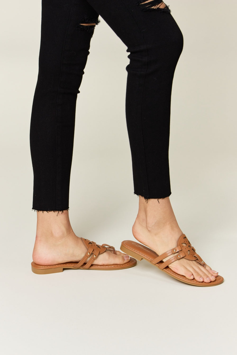 Link Cutout Open Toe Sandals