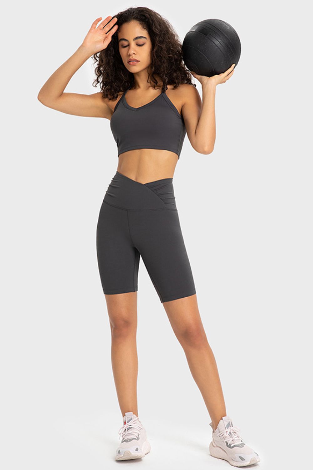 V-WAIST BIKER SHORTS