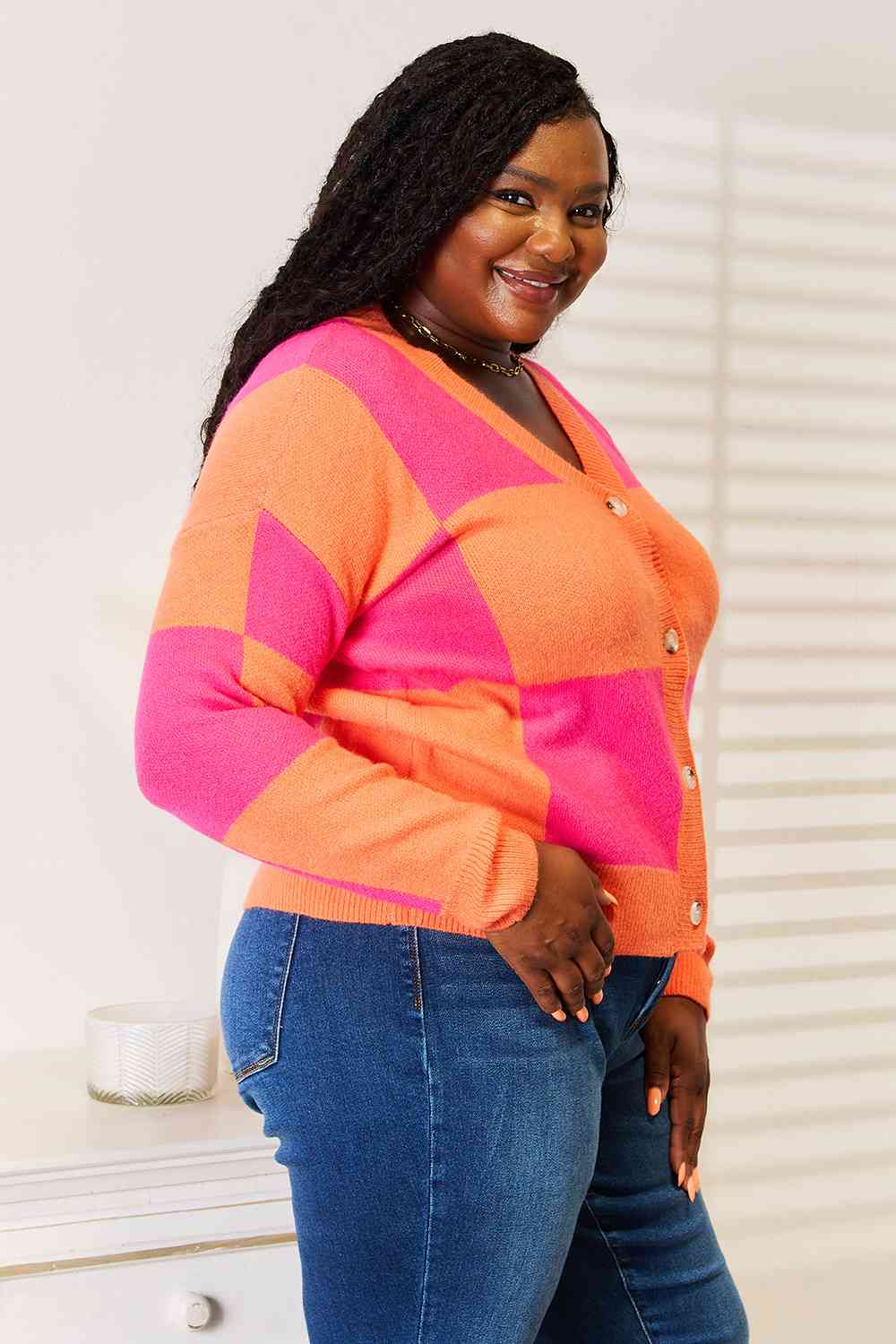 Woven Right Checkered V-Neck Cardigan