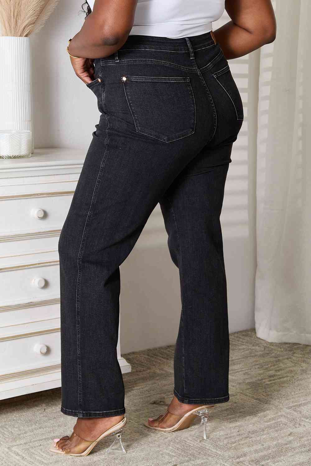 Judy Blue Buffy Jeans