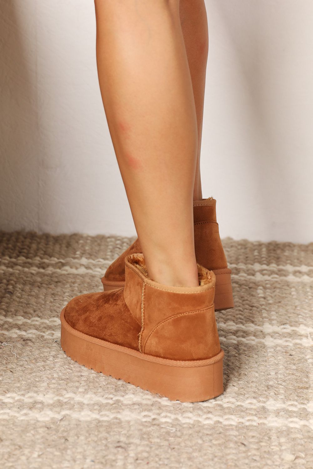 Hugg it Fleece Lined Chunky Platform Mini Boots