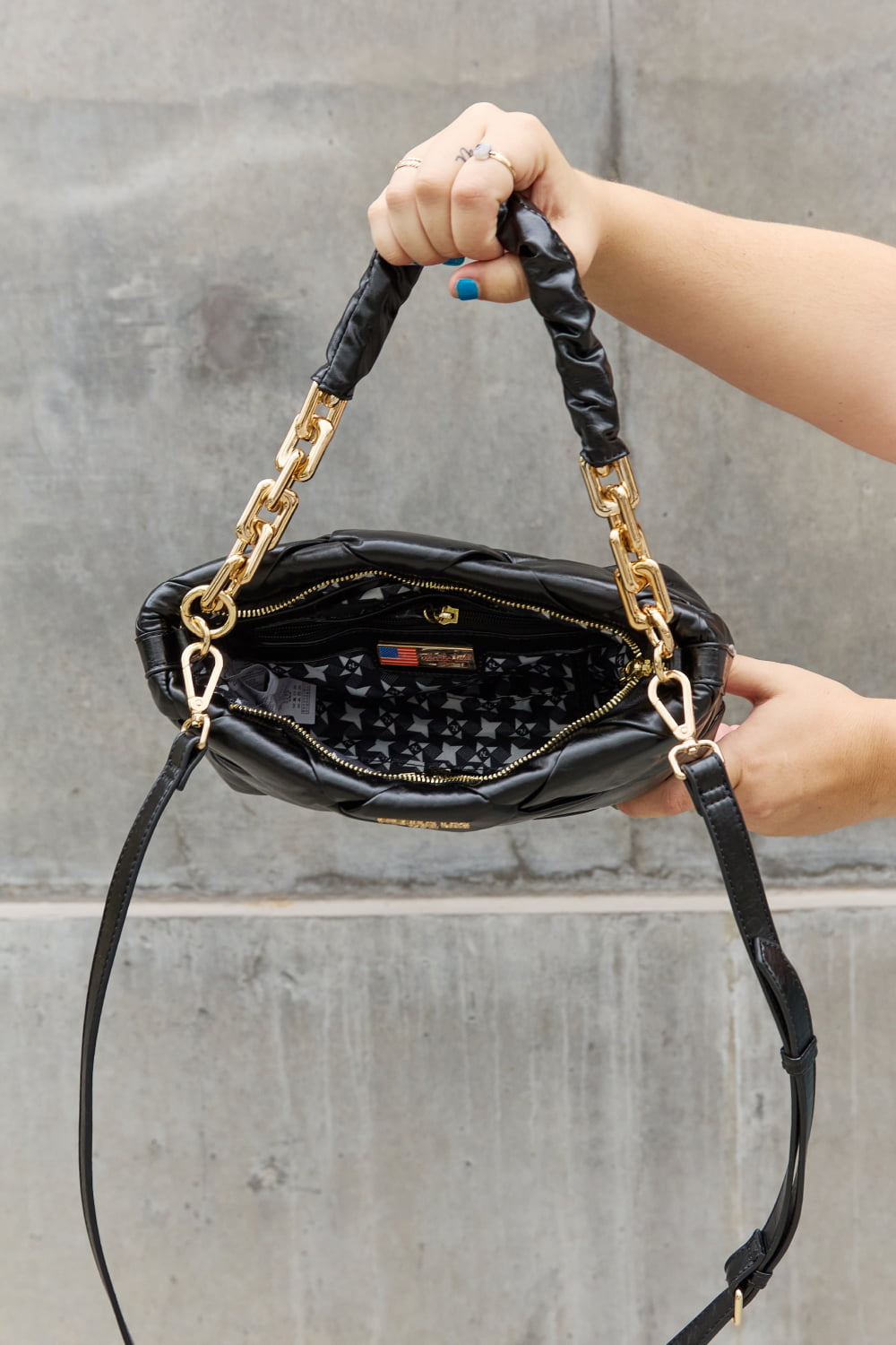 CASSETTE CROSS BODY