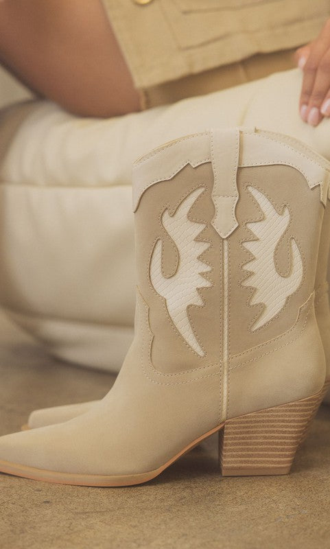 Houston - Layered Panel Cowboy Boots