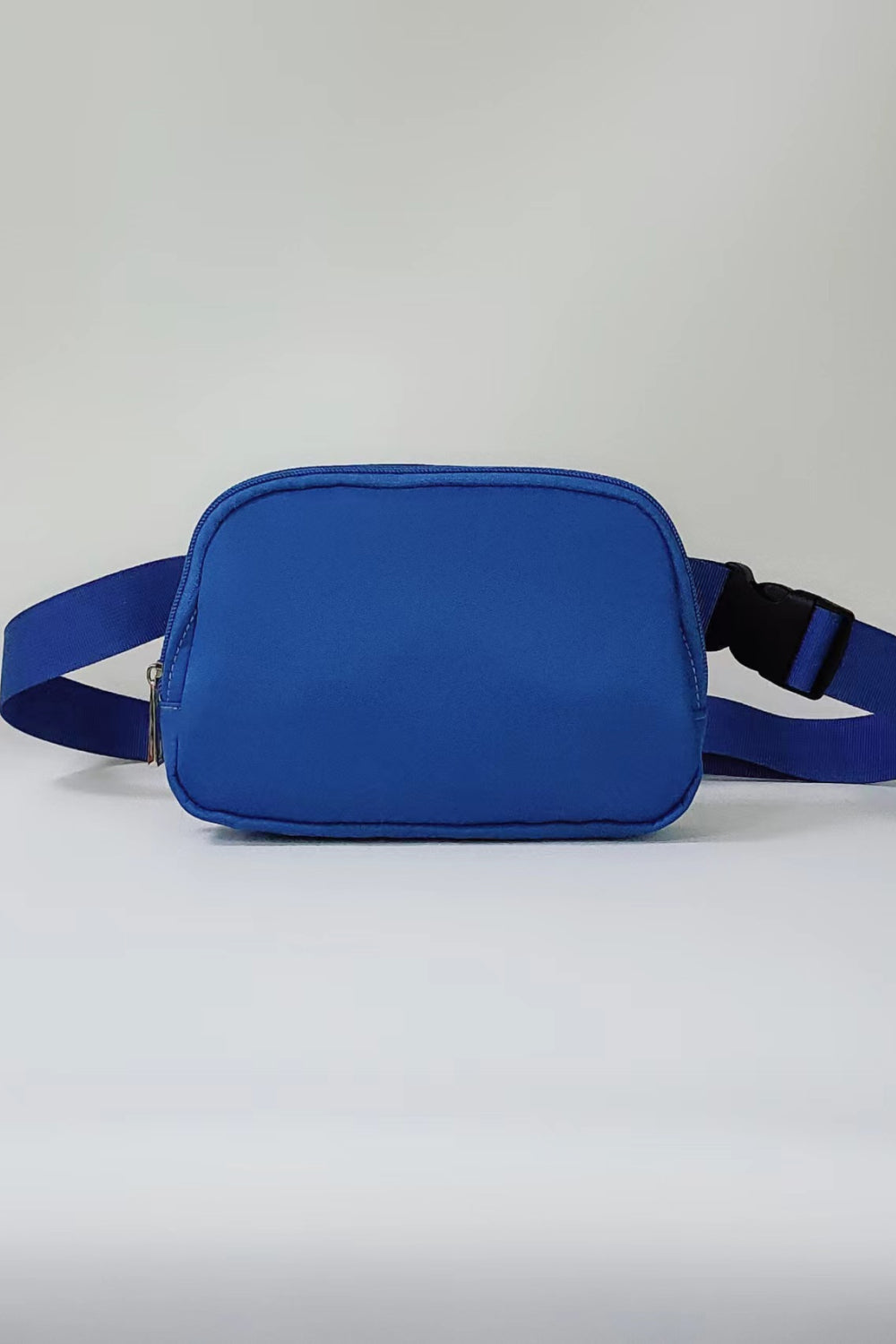 CLOSURE FANNY PACK